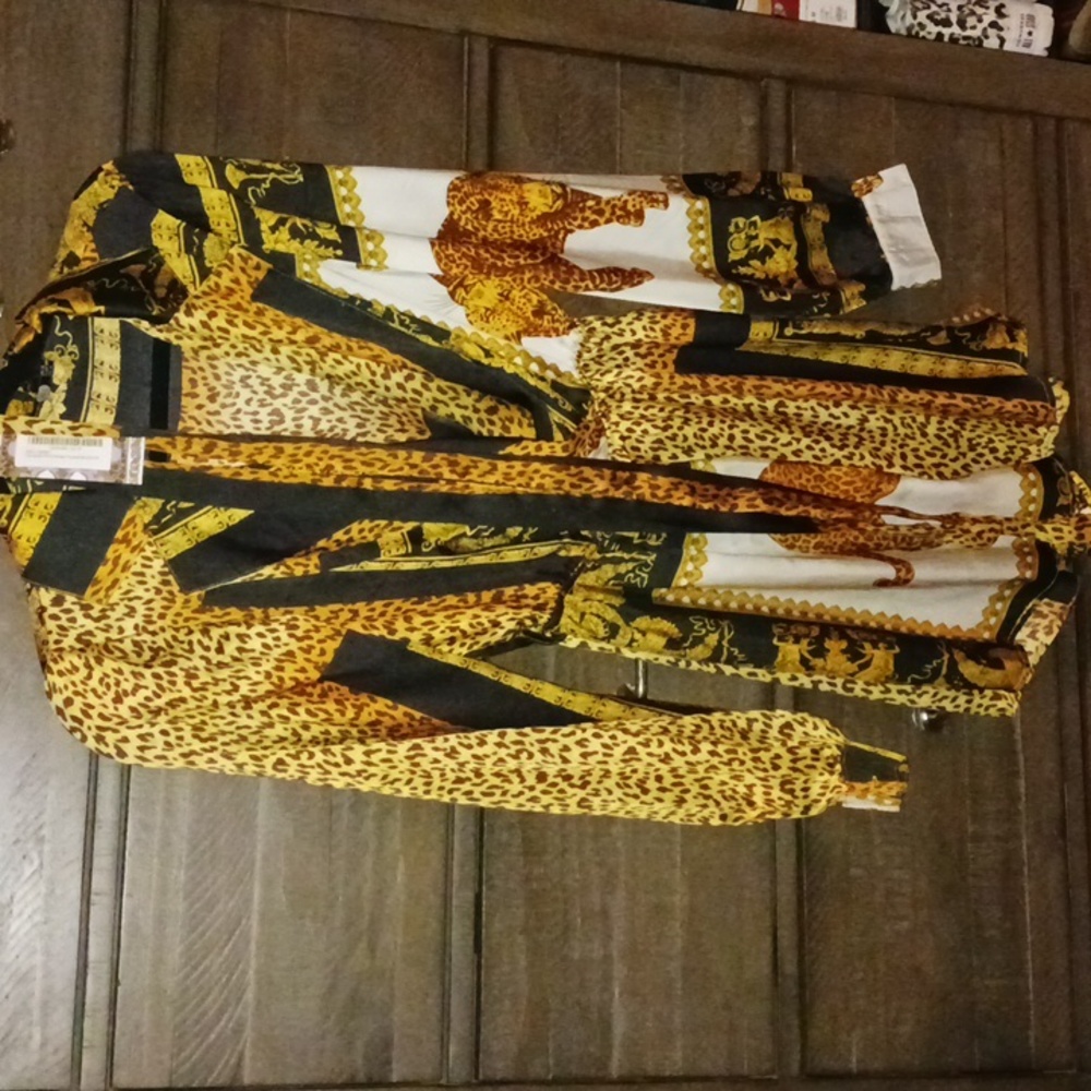 Longsleeve shorts versace look alike